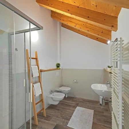 Lioelara Guest house *