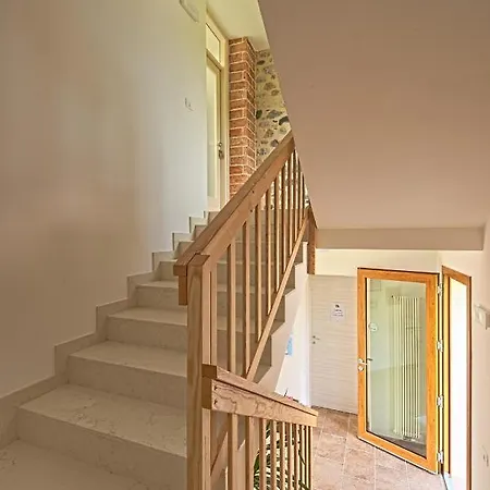 Lioelara Konukevi 3*